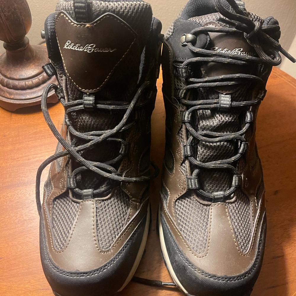 Eddie Bauer men’s size 12 hiking boots